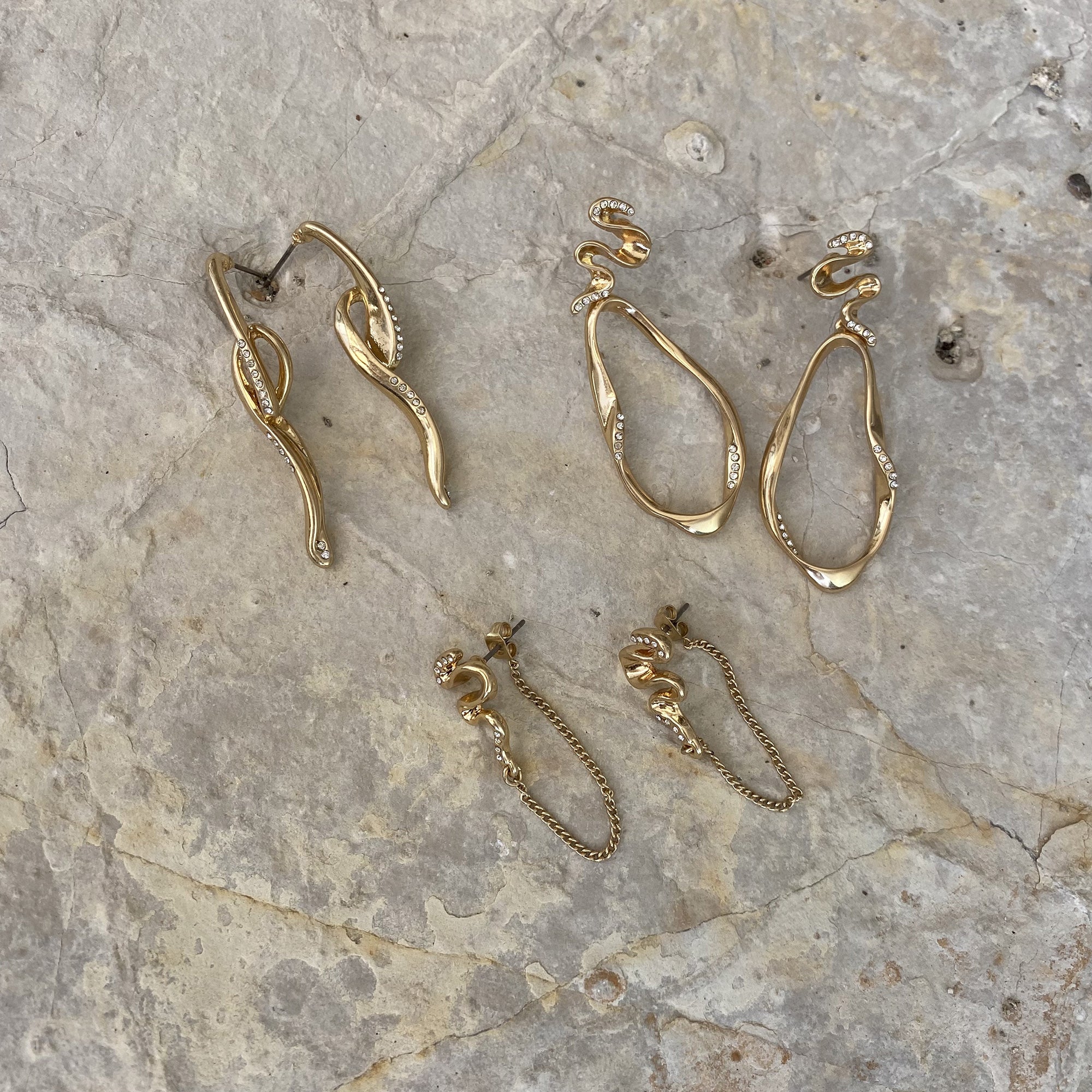 Øredobber, behind the ear, Blowing R, G - A&C Oslo - Design Collection_3