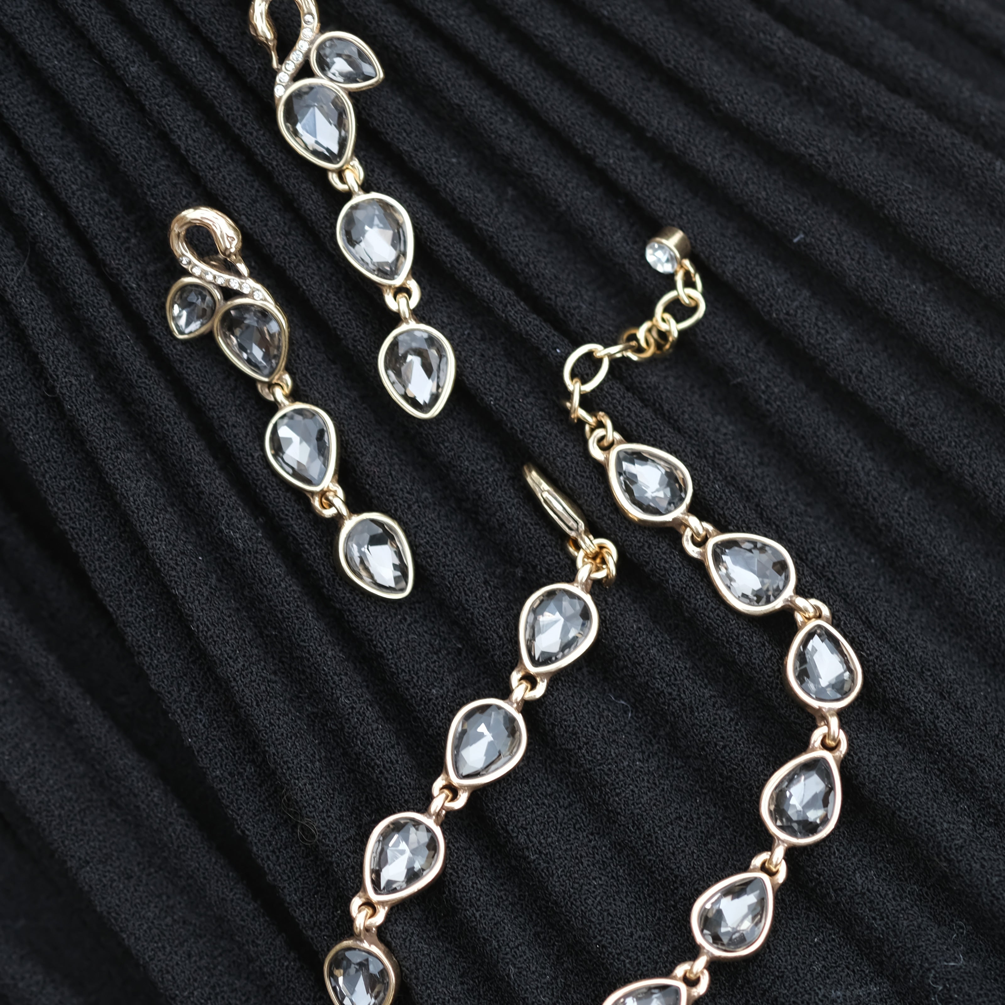 Lange øredobber, Swan, G - A&C Oslo - Design Collection_3