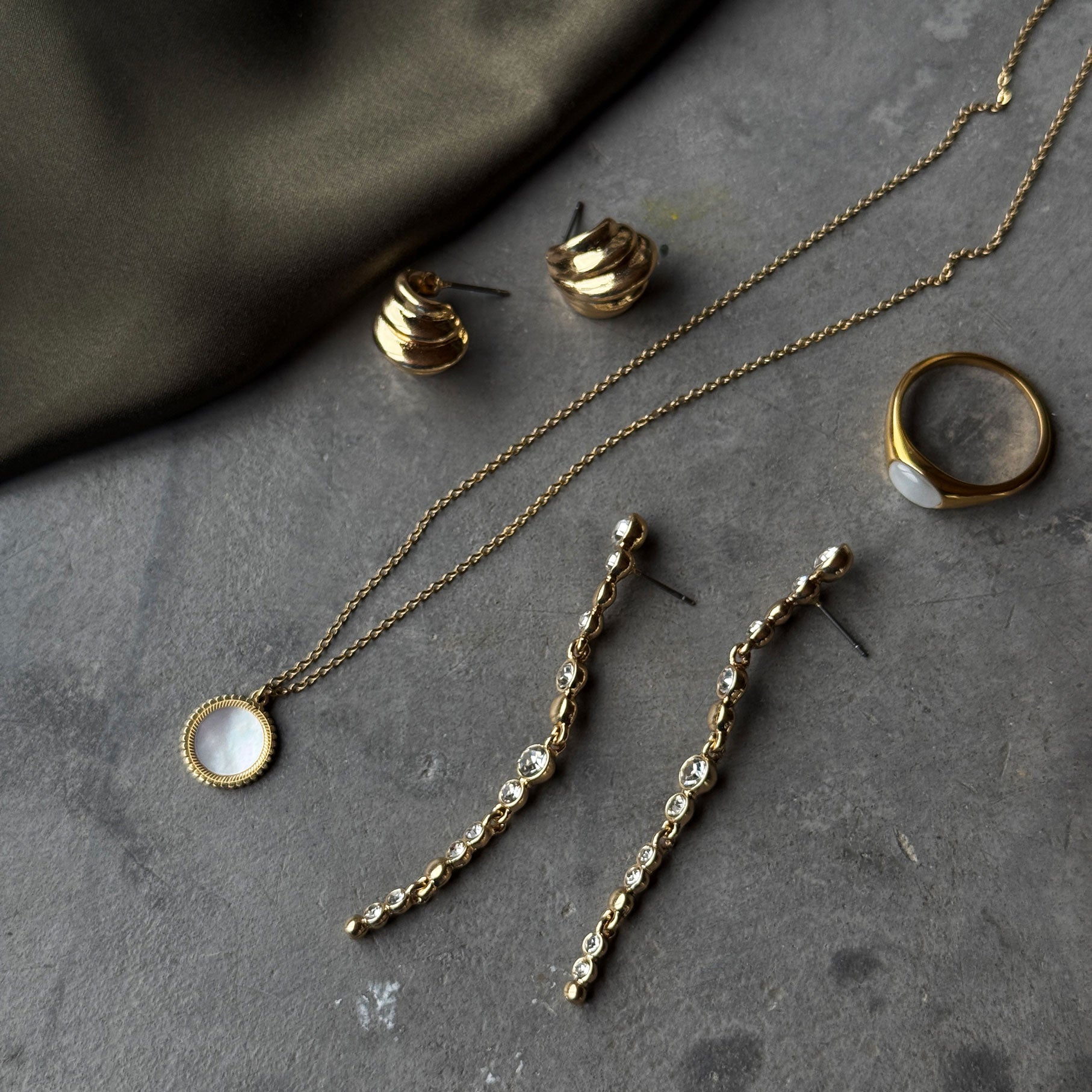 Lange øredobber, Sweet Droplets G - A&C Oslo - Design Collection_3