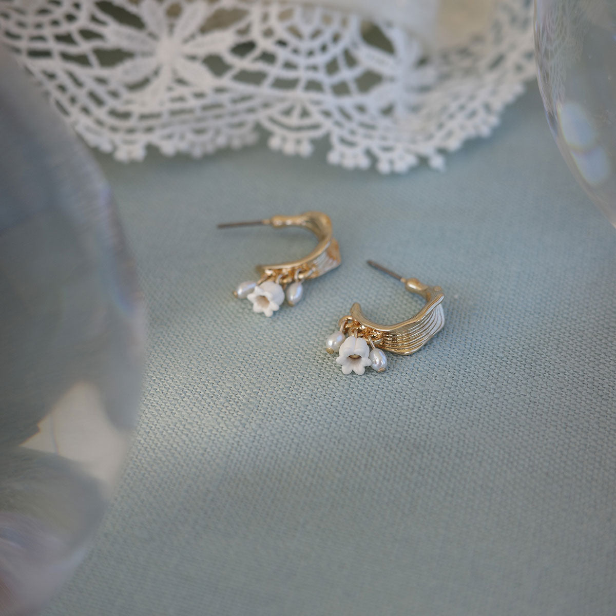 Øreringer, Lilies & Pearls - A&C Oslo - Design Collection_2