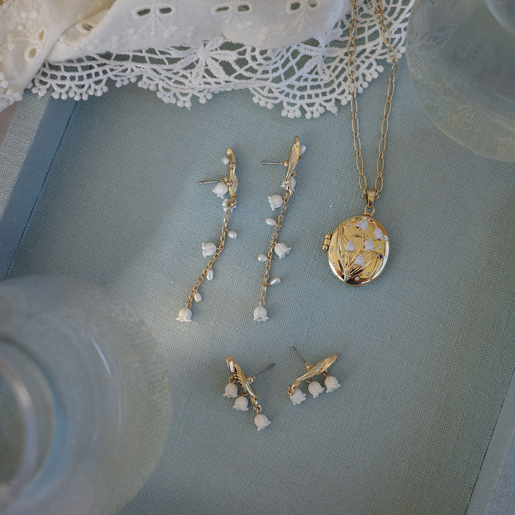 Ear crawlers, Lilies & Pearls - A&C Oslo - Design Collection_3