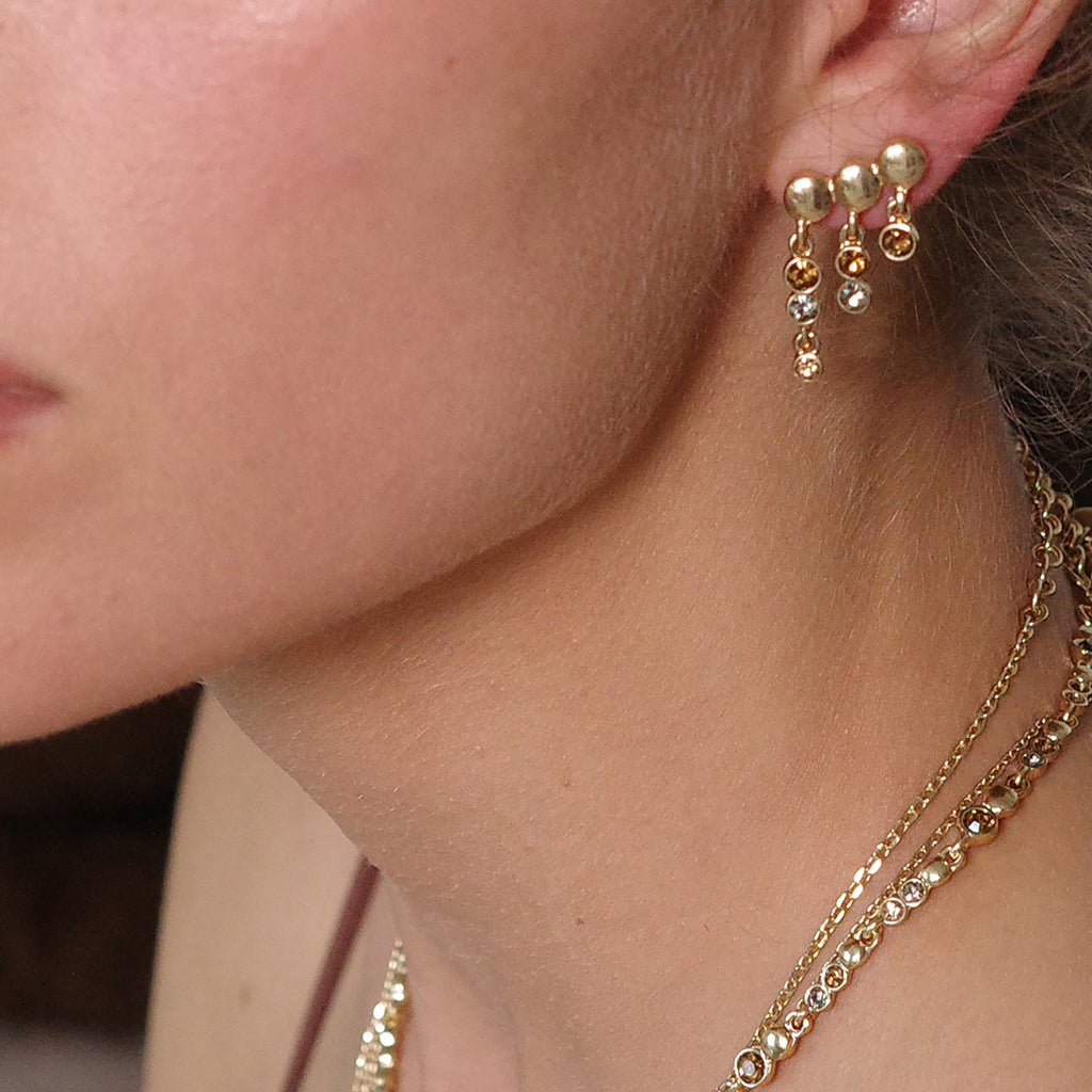 Ear crawlers, Glowing Tones