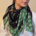 Skjerf i ekte silke, floral blue