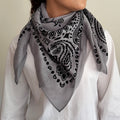 Skjerf i ull/silke, paisley grey