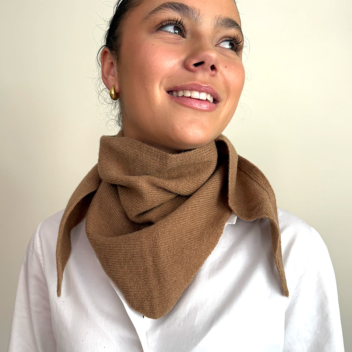 Trekantskjerf, 100% lammeull, khaki