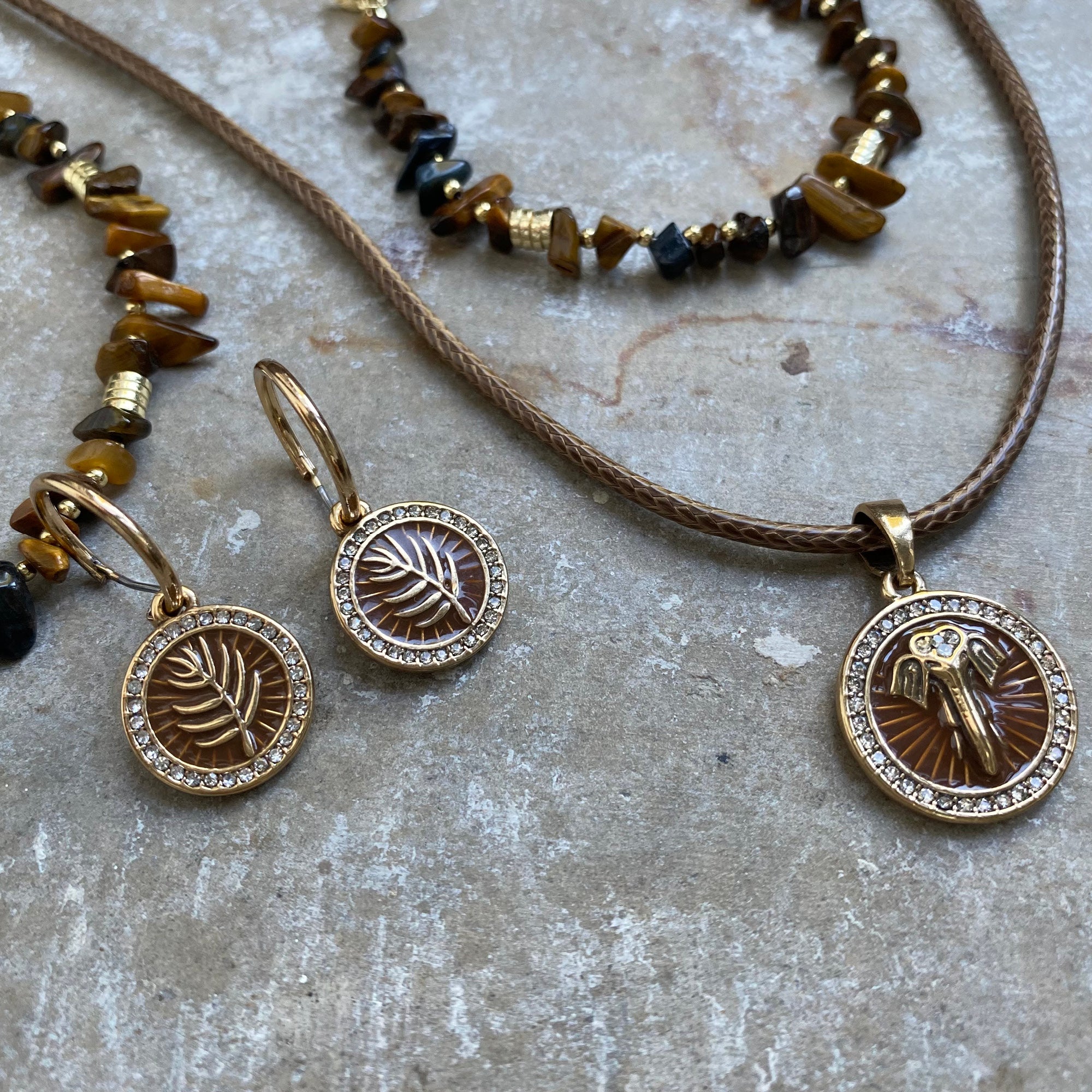 Kort kjede med tigereye, Nature Beads - A&C Oslo - Design Collection_3