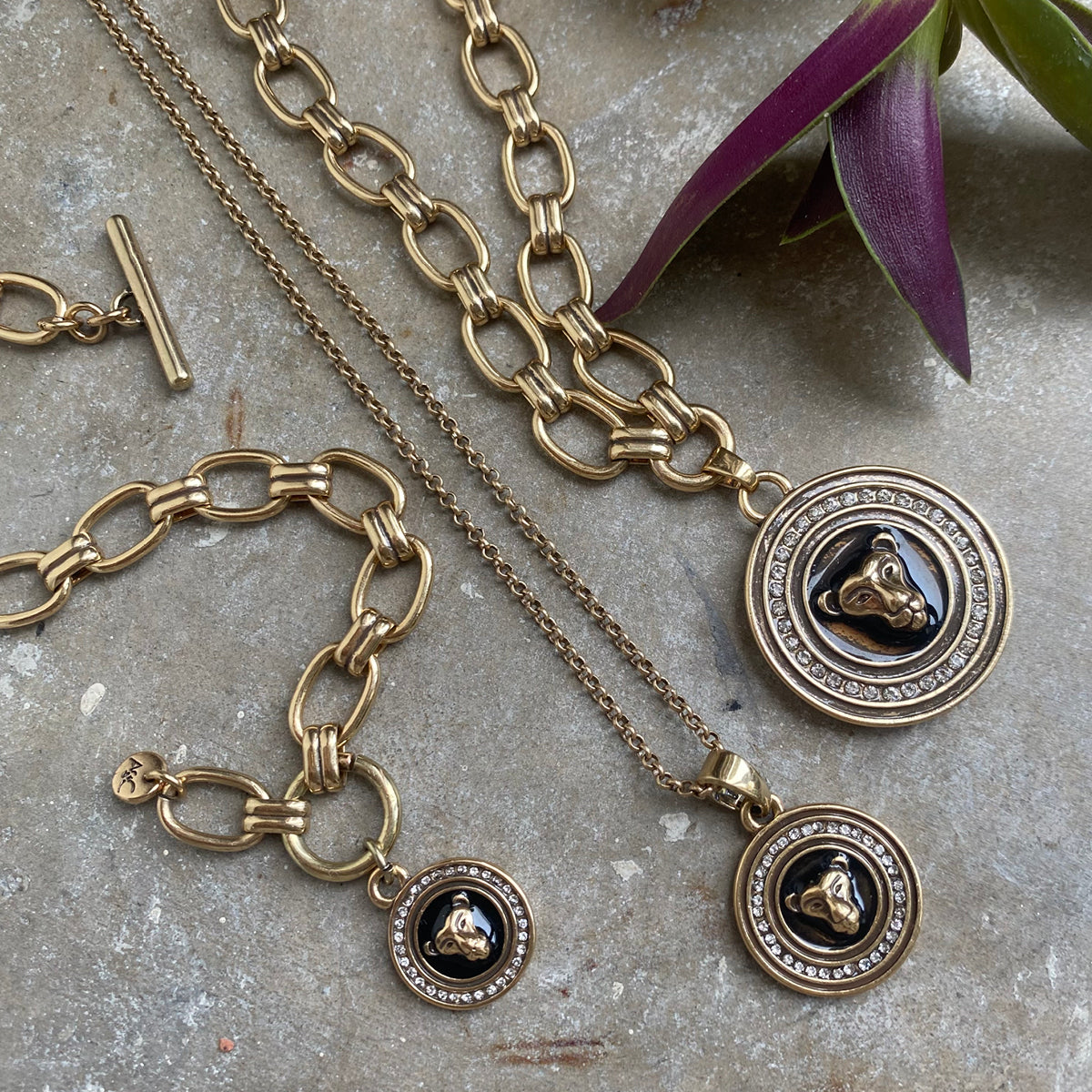 Kort kjede med mynt, Lioness - A&C Oslo - Design Collection_3