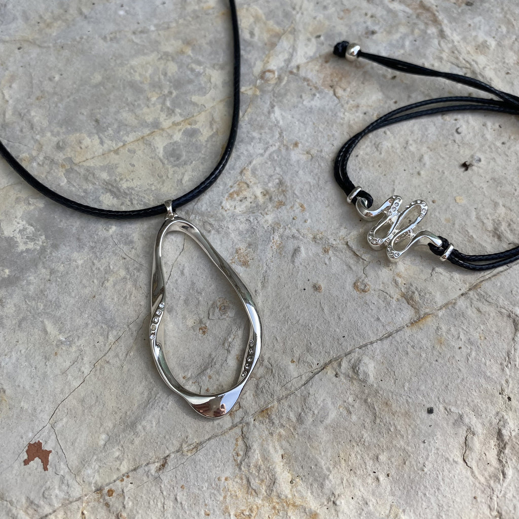 Kort kjede, Blowing Ribbon, S - A&C Oslo - Design Collection_2