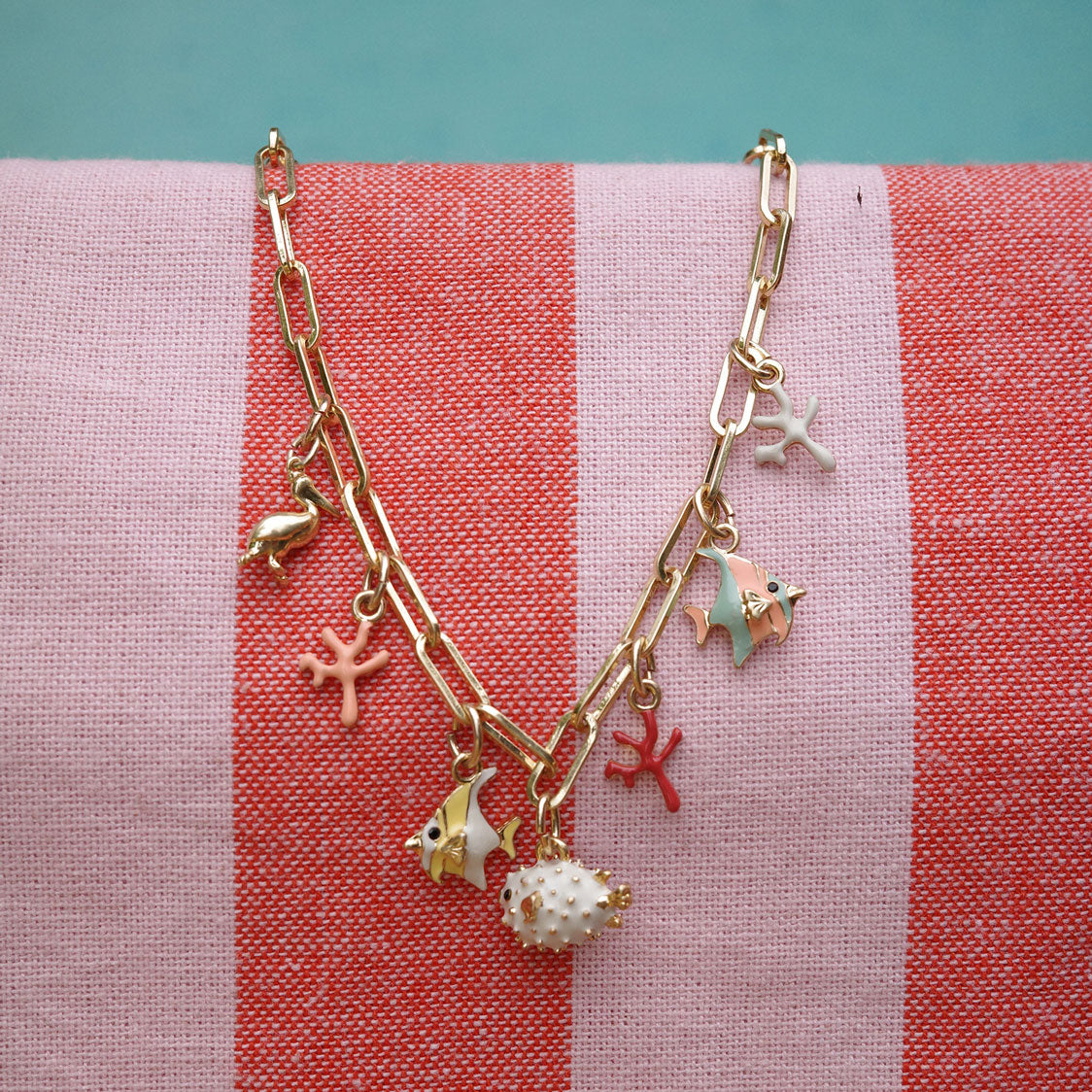 Kort kjede med charms, Aquatic - A&C Oslo - Design Collection_2