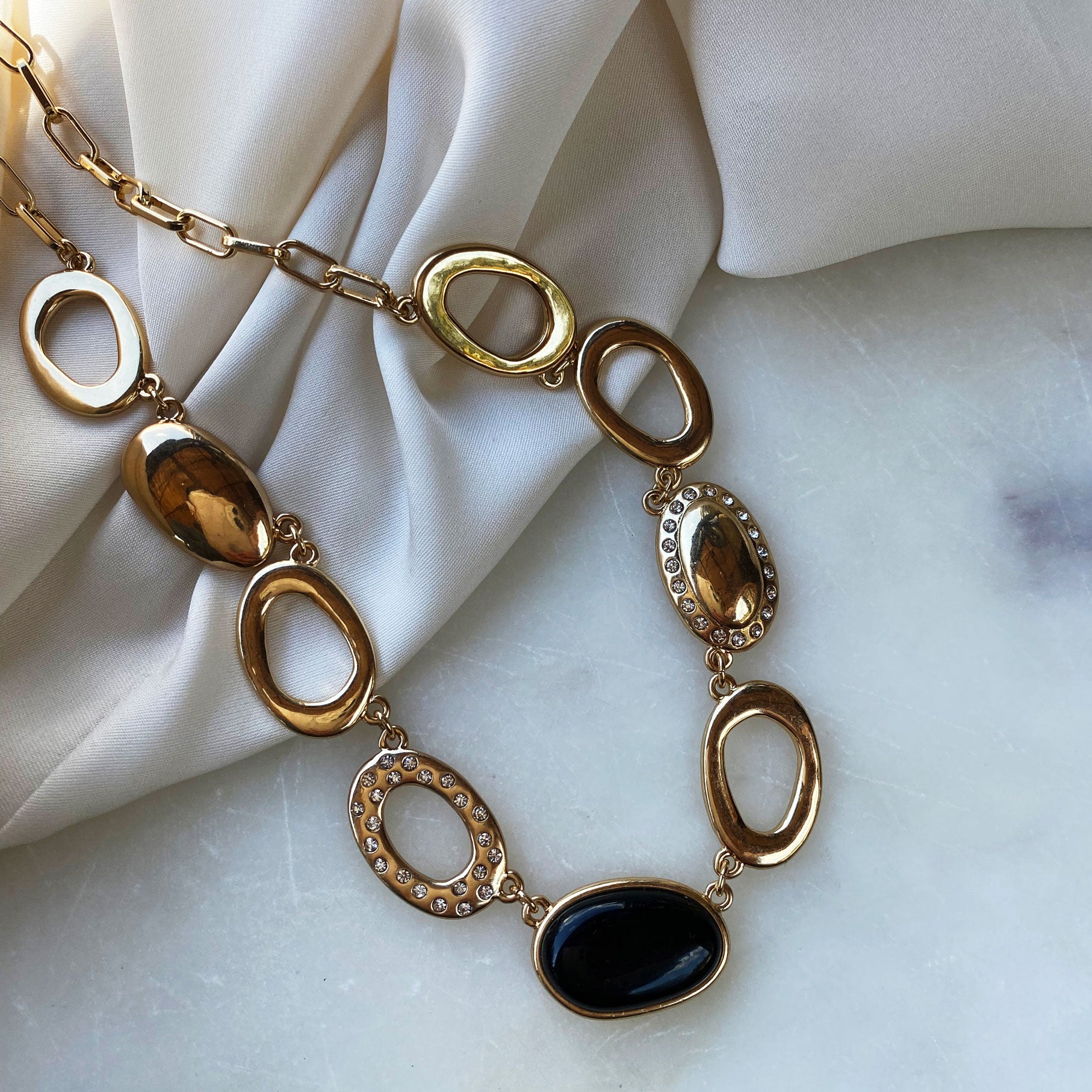Kort kjede, Liquid Black - A&C Oslo - Design Collection_3