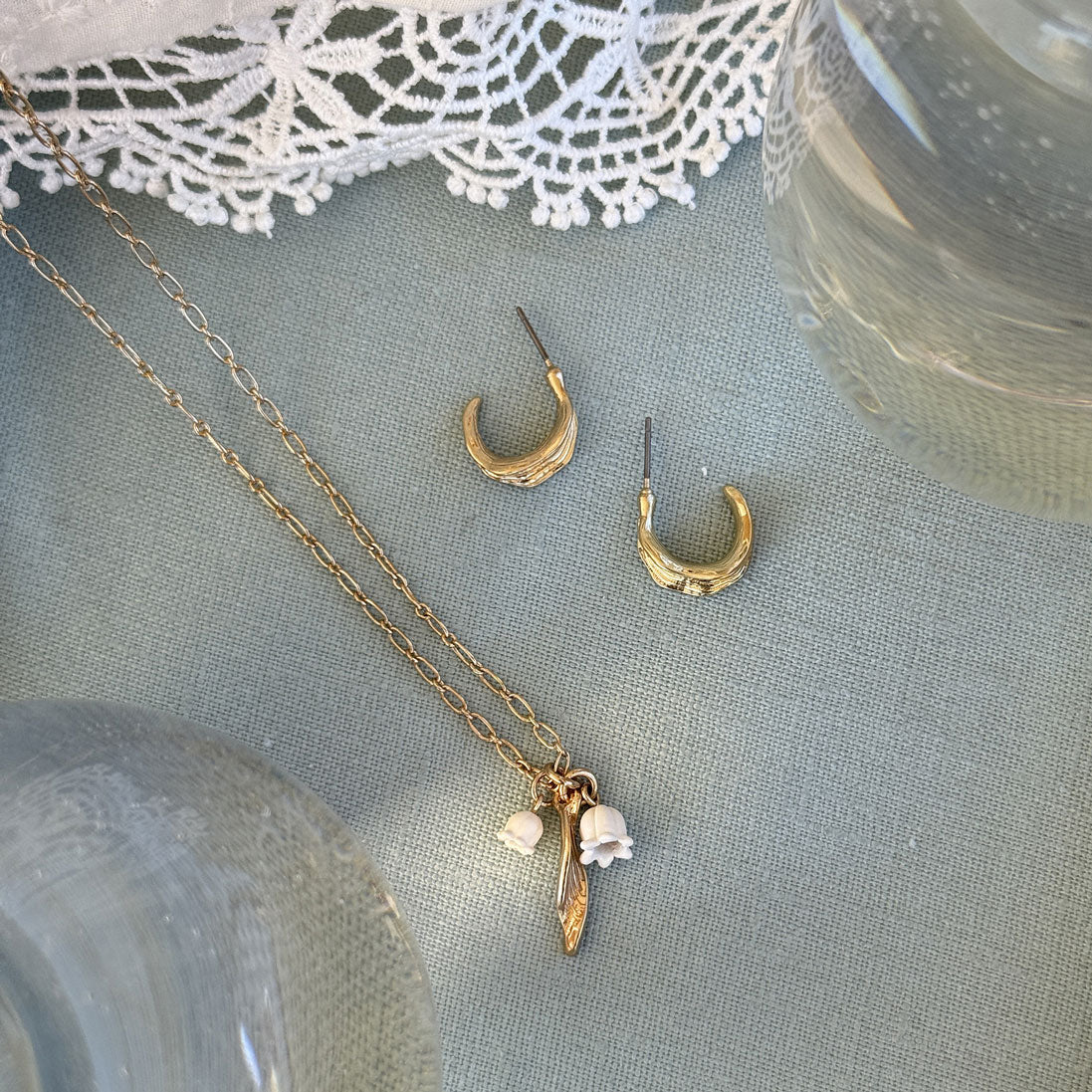 Kort kjede, Lilies & Pearls - A&C Oslo - Design Collection_4