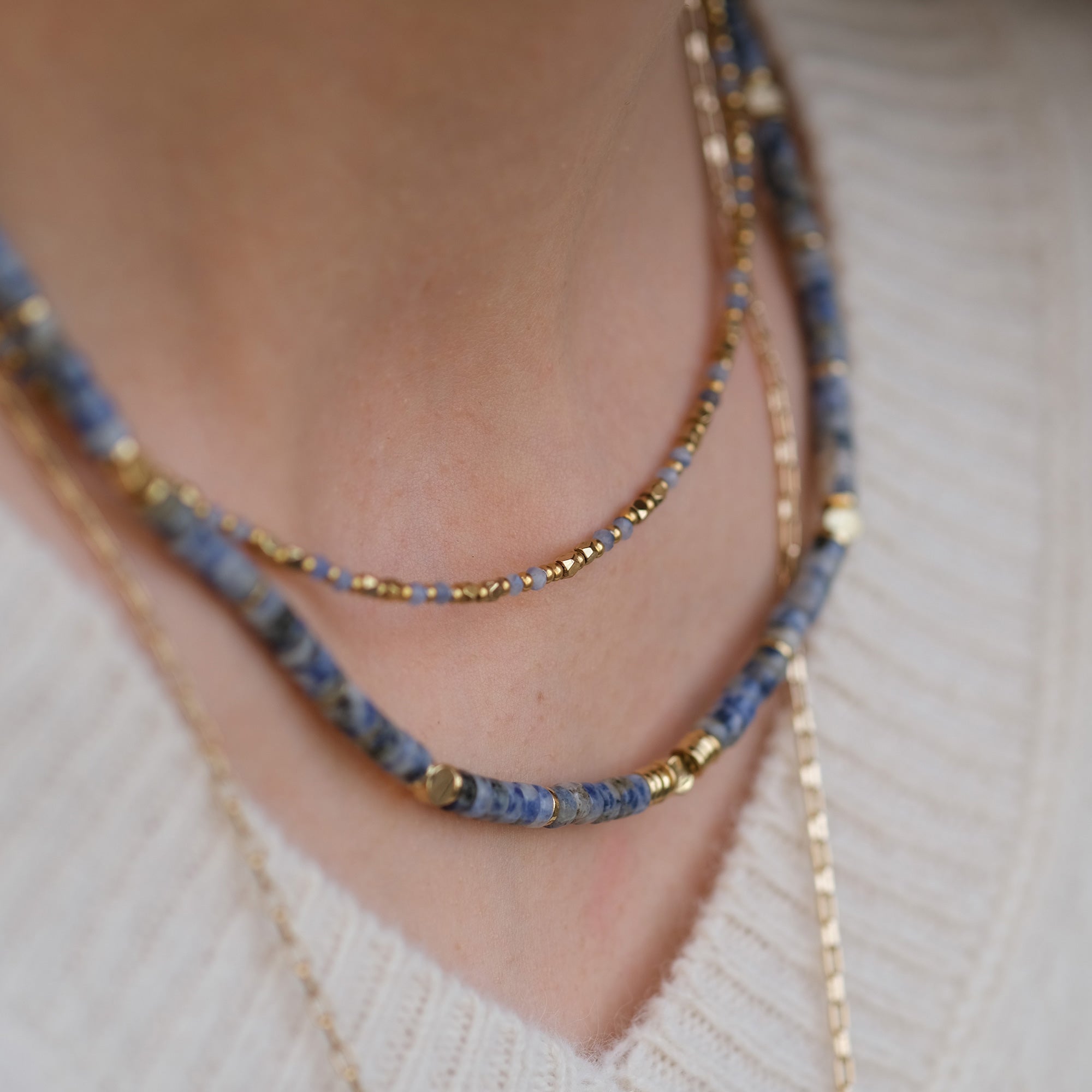 Kort kjede med blå stener - A&C Oslo - Design Collection_2