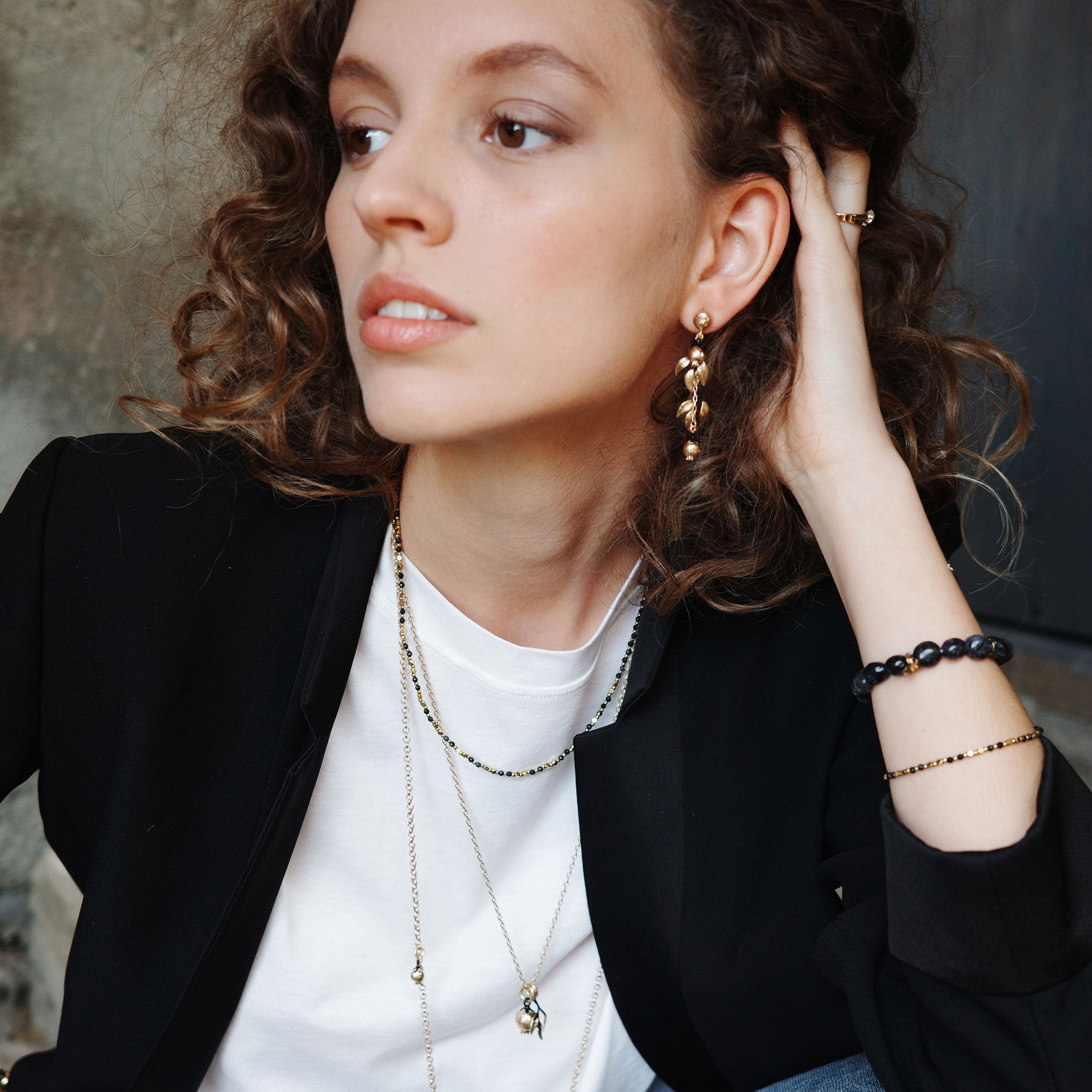 Kort kjede med sorte stener, G - A&C Oslo - Pure Steel_3