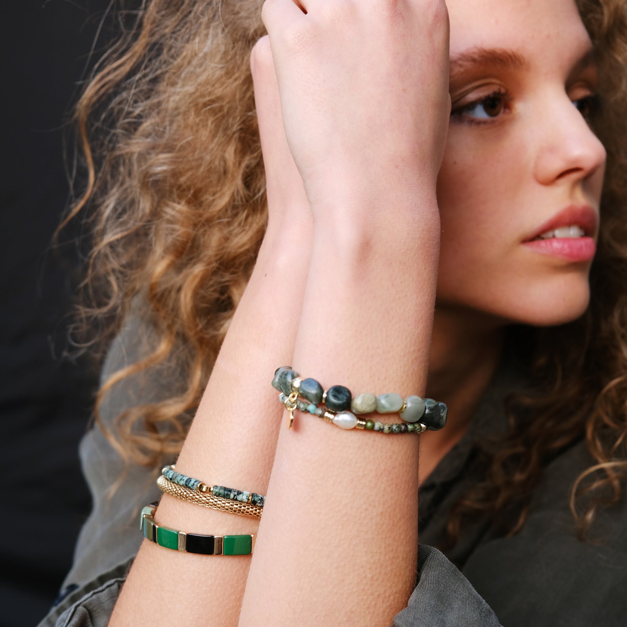 Emaljert armbånd, evergreen - A&C Oslo - Design Collection_2