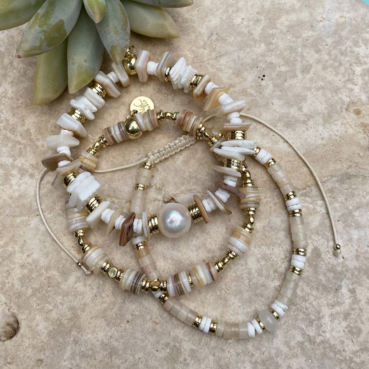 Delikat armbånd med beige skjell - A&C Oslo - Design Collection_3