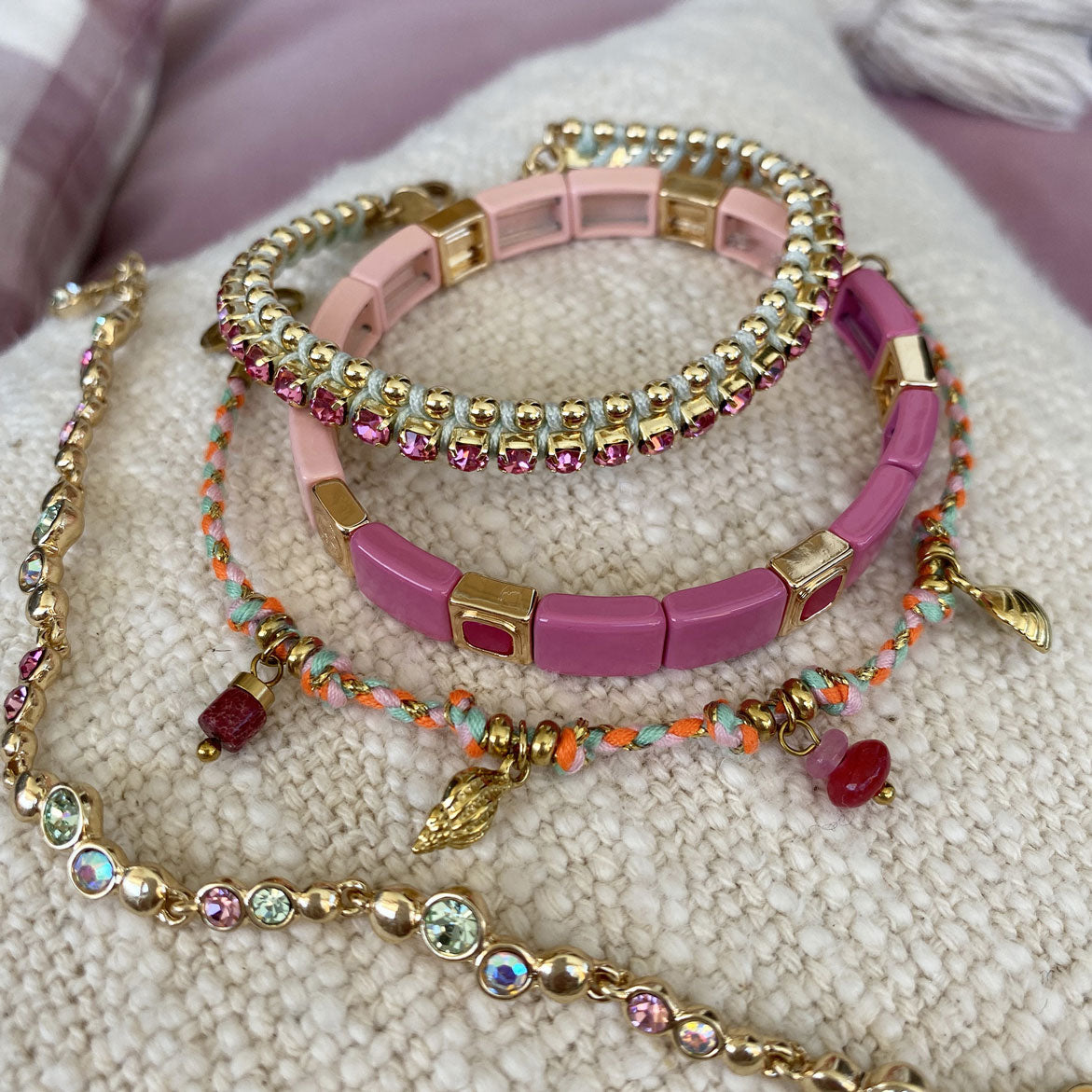 Emaljert armbånd, pink - A&C Oslo - Design Collection_4