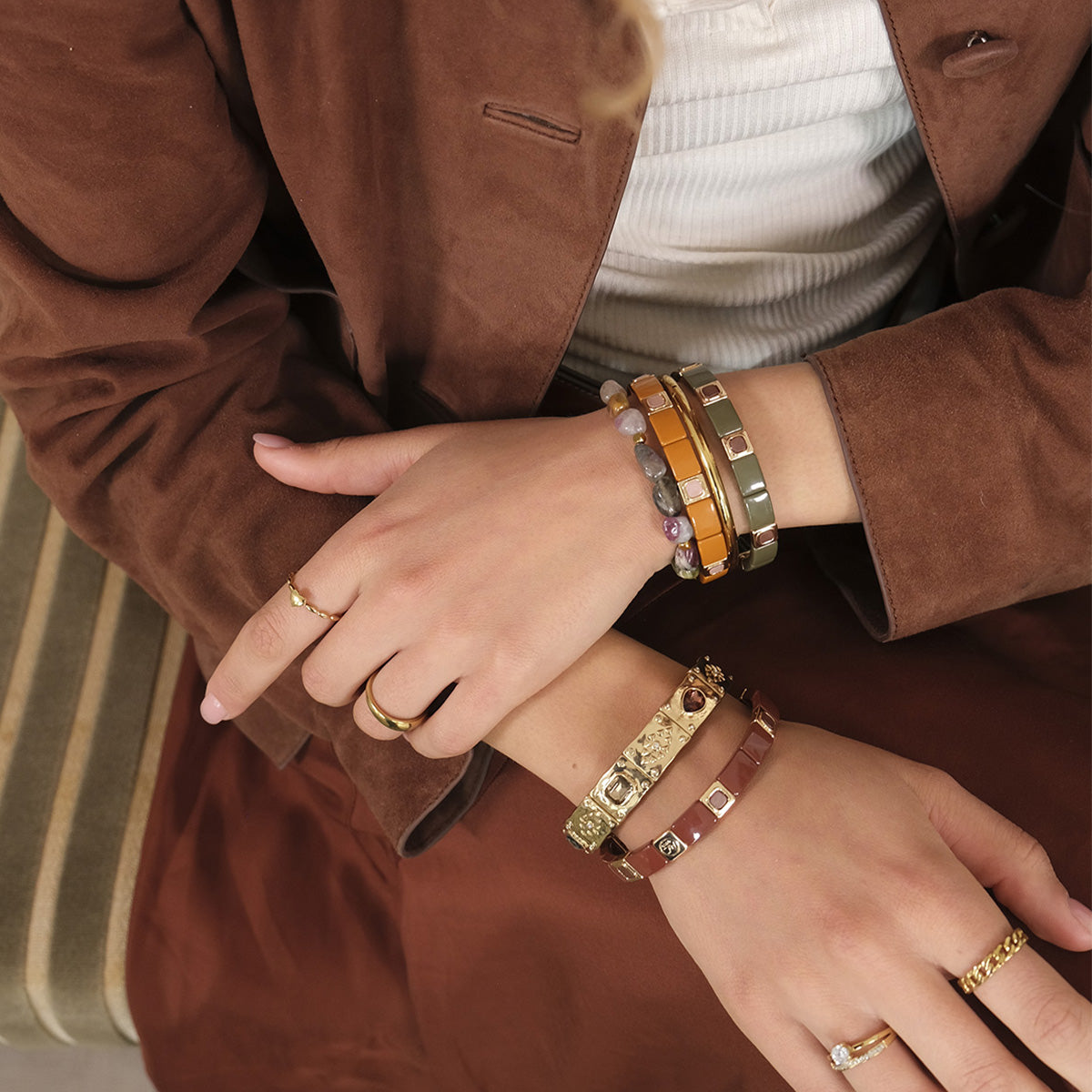 Emaljert armbånd, rusty brown