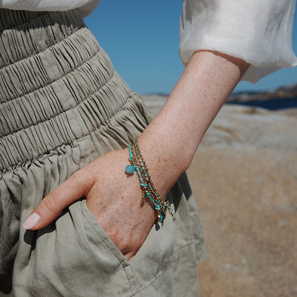 Armbånd med charms, turquoise, Steel G - A&C Oslo - Design Collection_2