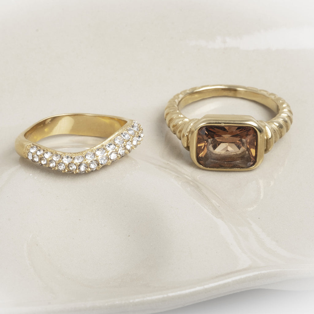 Asymetrisk ring med krystaller, Steel G